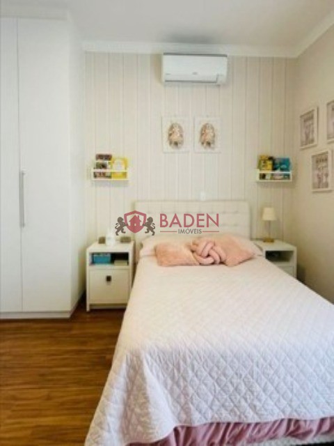 Casa de Condomínio à venda com 4 quartos, 312m² - Foto 11
