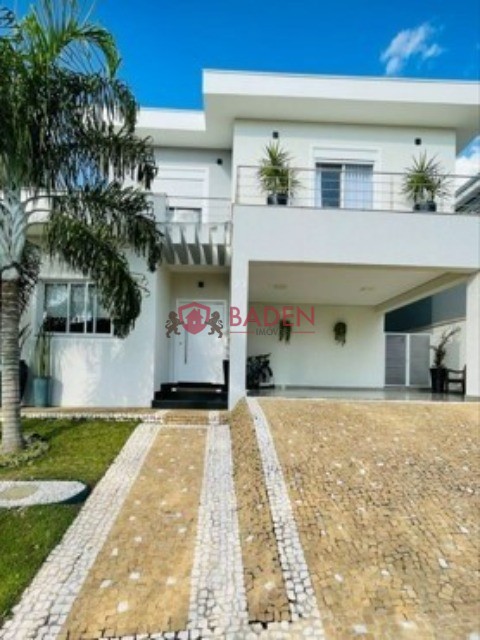 Casa de Condomínio à venda com 4 quartos, 312m² - Foto 2