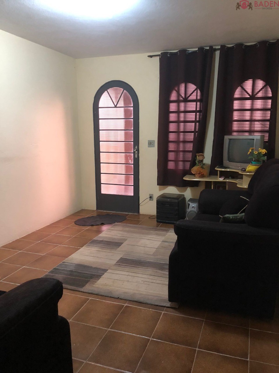 Chácara à venda com 2 quartos, 150m² - Foto 8