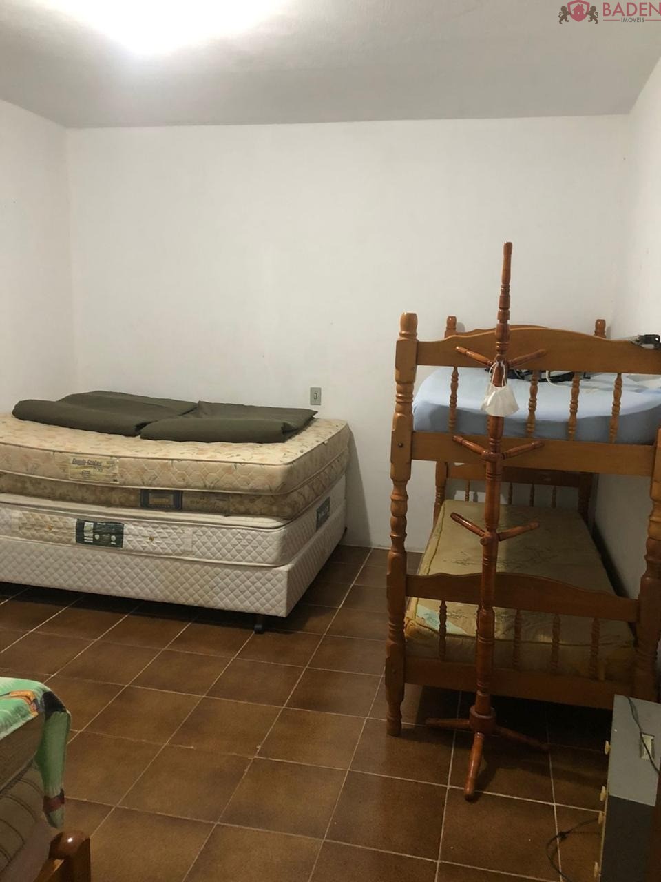 Chácara à venda com 2 quartos, 150m² - Foto 13
