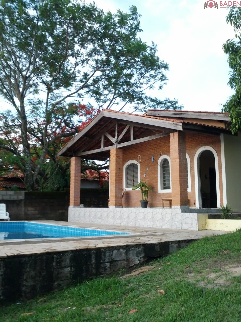 Chácara à venda com 2 quartos, 150m² - Foto 2