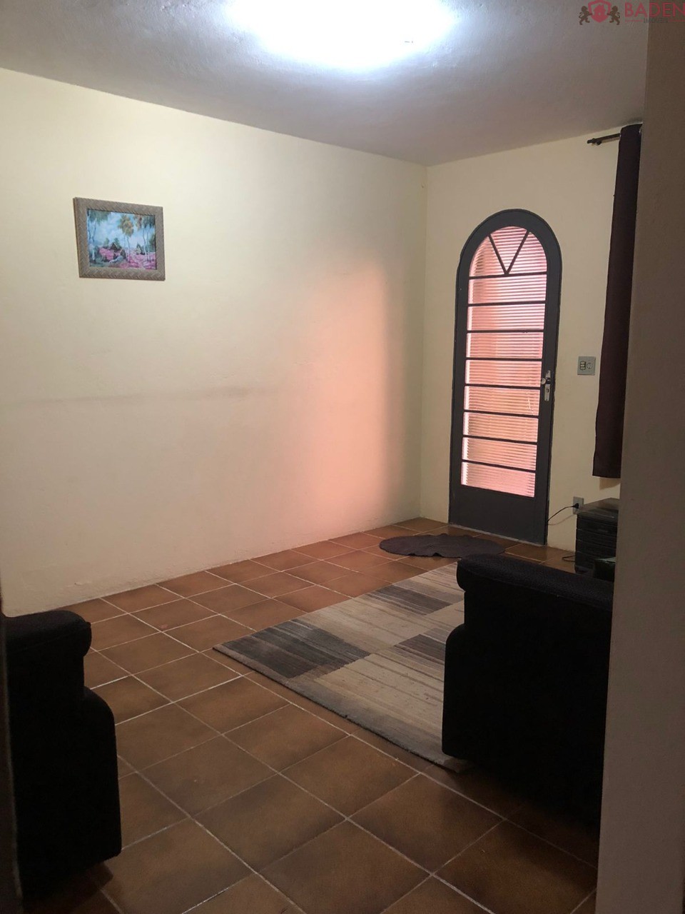 Chácara à venda com 2 quartos, 150m² - Foto 9