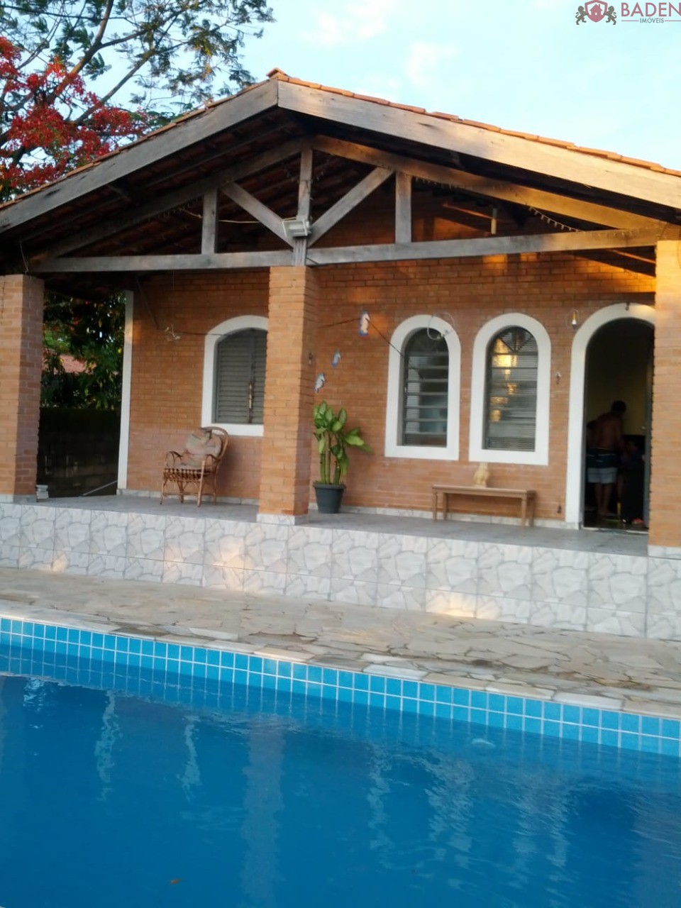 Chácara à venda com 2 quartos, 150m² - Foto 4
