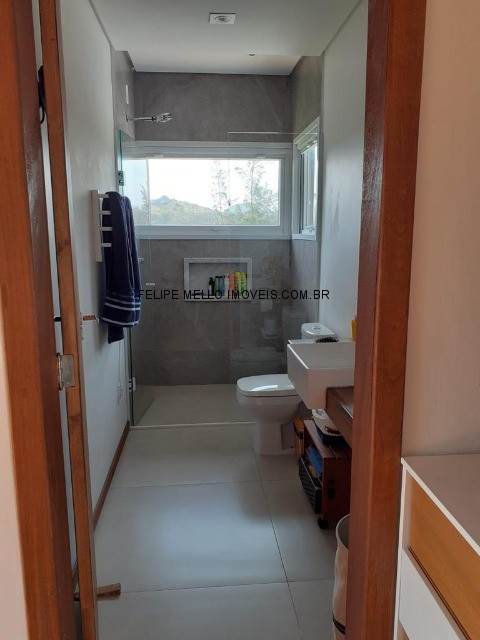 Sobrado à venda com 2 quartos, 640m² - Foto 2