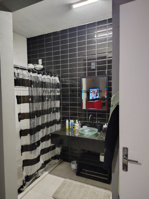 Sobrado à venda com 2 quartos, 360m² - Foto 13