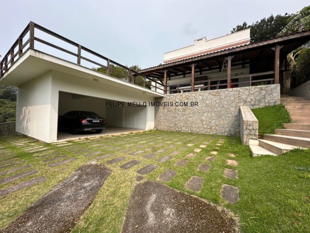 Casa à venda com 2 quartos, 621m² - Foto 1