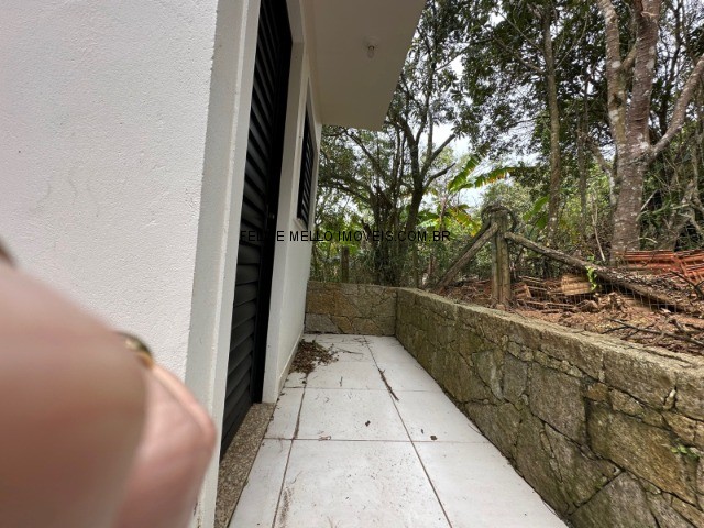 Casa à venda com 2 quartos, 621m² - Foto 17