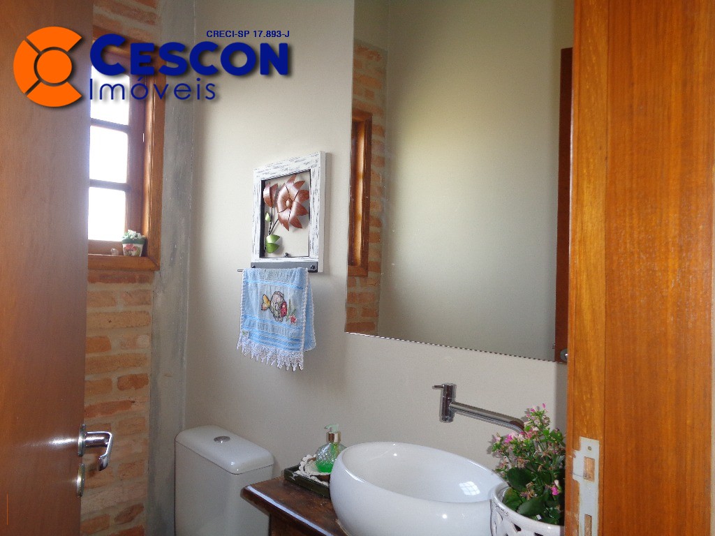 Casa de Condomínio à venda com 3 quartos, 210m² - Foto 3