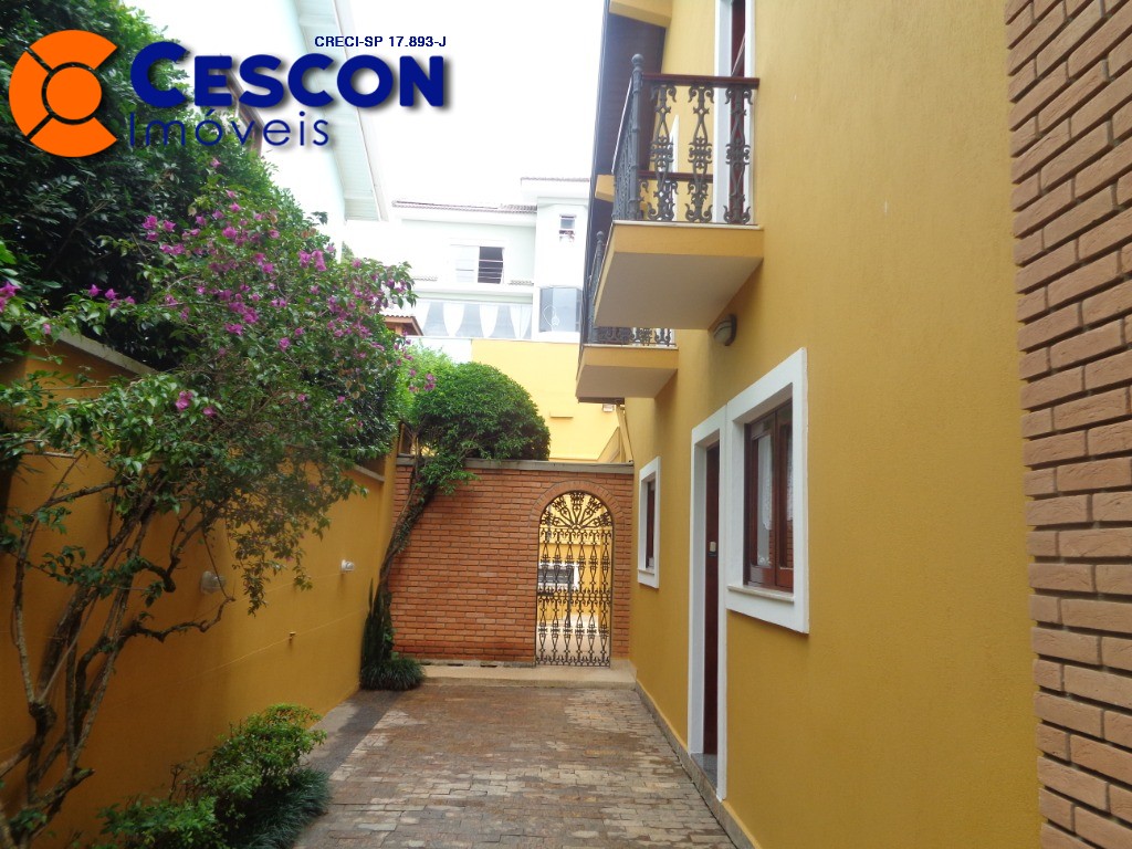 Casa de Condomínio à venda e aluguel com 4 quartos, 550m² - Foto 3