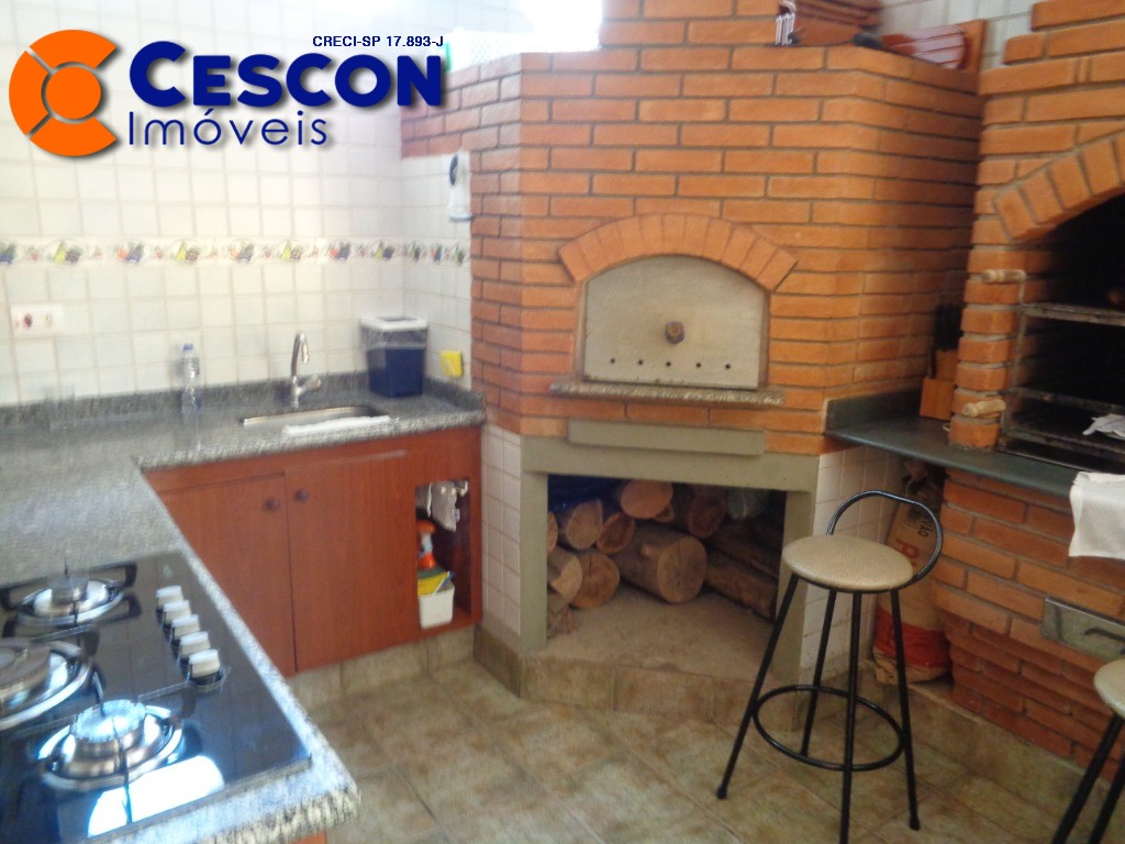 Casa de Condomínio à venda e aluguel com 4 quartos, 550m² - Foto 7