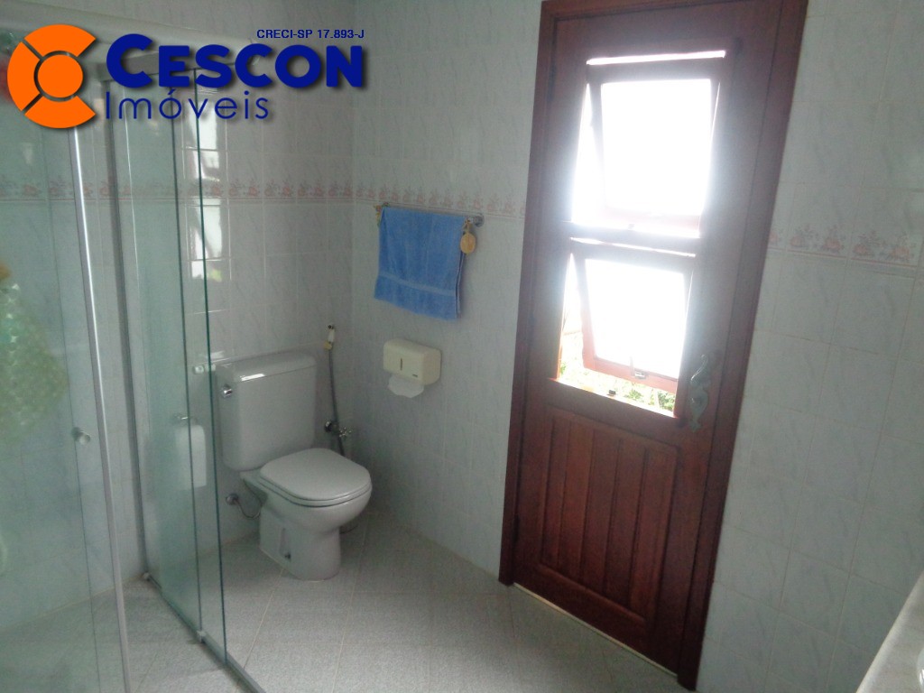 Casa de Condomínio à venda e aluguel com 4 quartos, 550m² - Foto 35