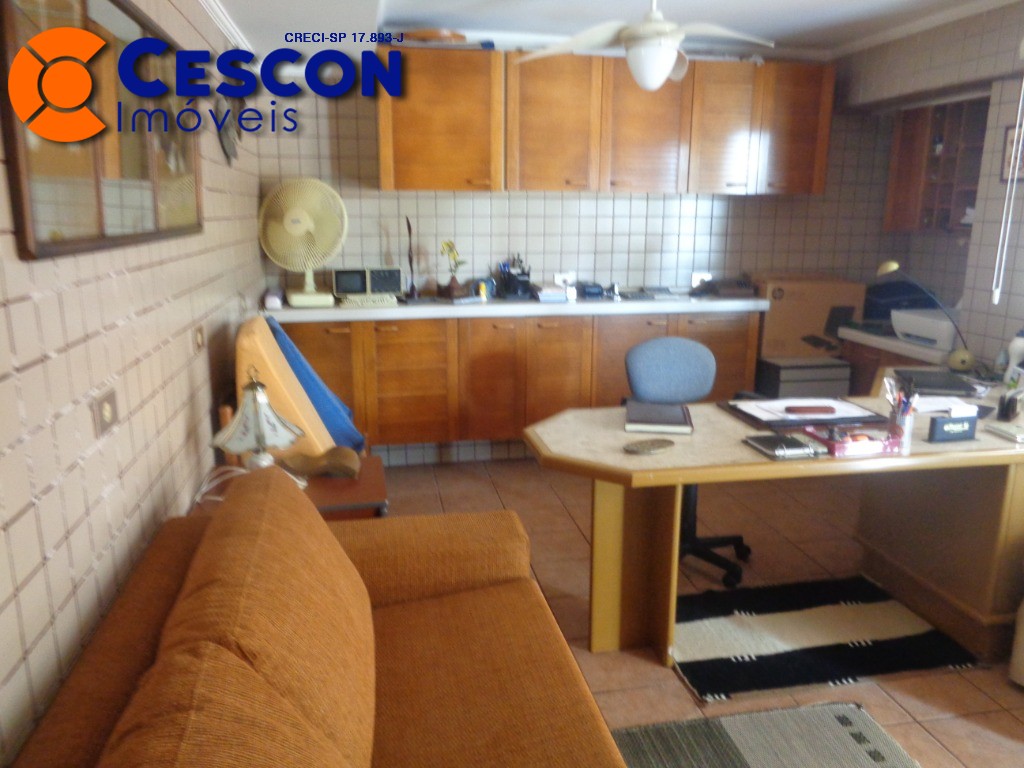 Casa de Condomínio à venda e aluguel com 4 quartos, 550m² - Foto 45