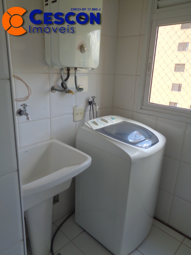 Apartamento para alugar com 2 quartos, 66m² - Foto 11