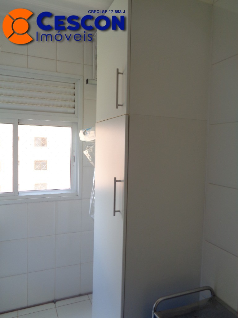Apartamento para alugar com 2 quartos, 66m² - Foto 14