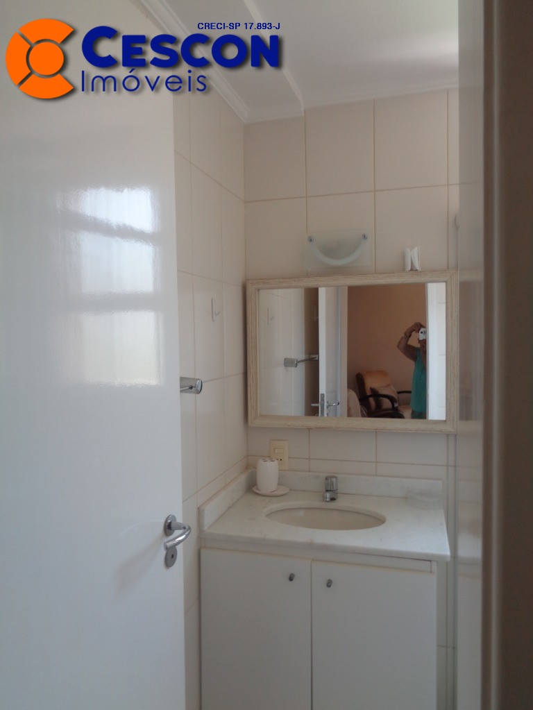 Apartamento para alugar com 2 quartos, 66m² - Foto 24