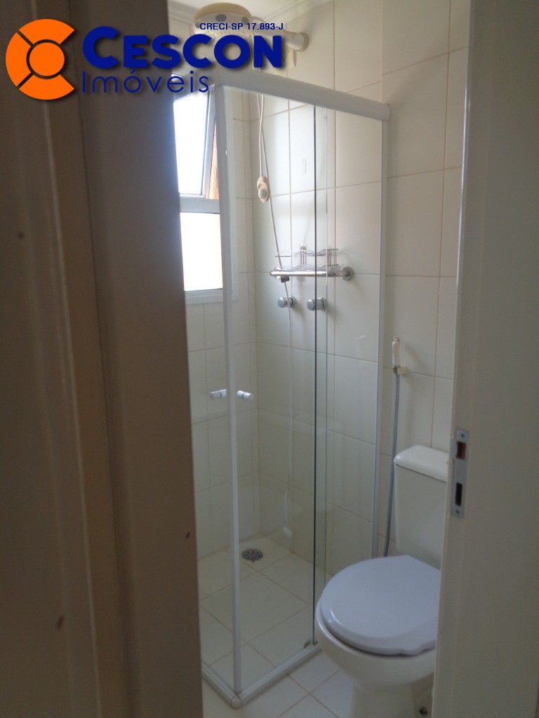 Apartamento para alugar com 2 quartos, 66m² - Foto 25