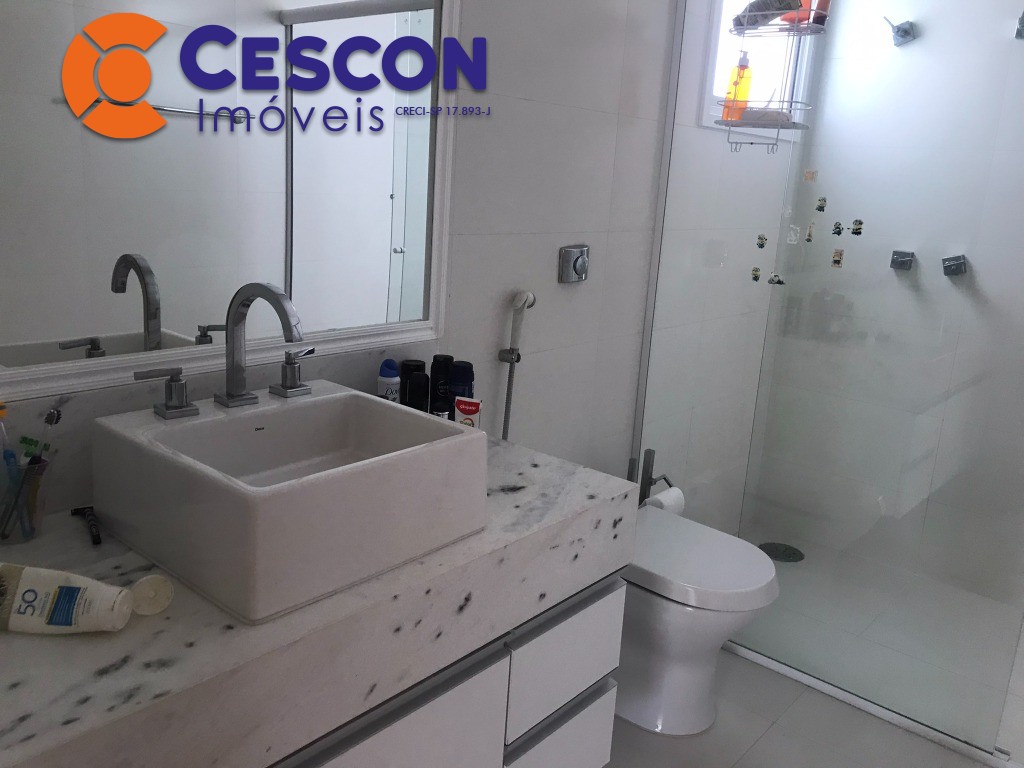 Casa de Condomínio à venda e aluguel com 6 quartos, 600m² - Foto 25