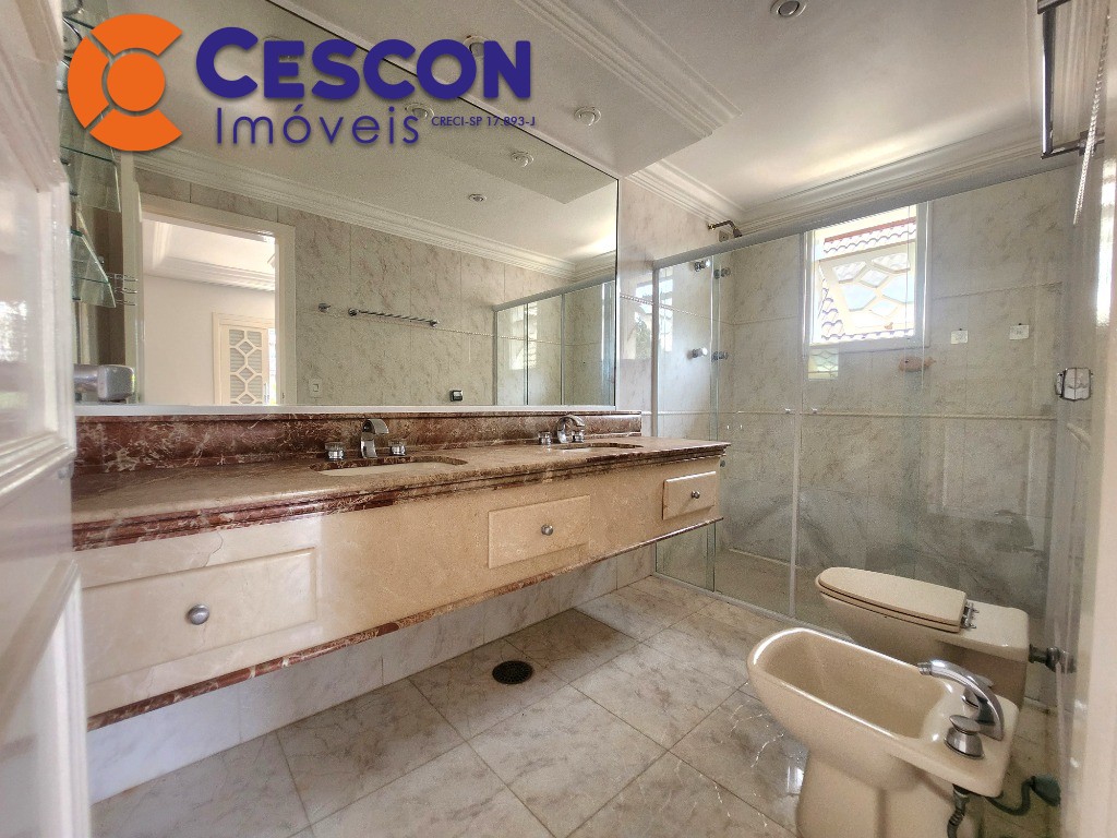 Casa de Condomínio para alugar com 4 quartos, 290m² - Foto 49