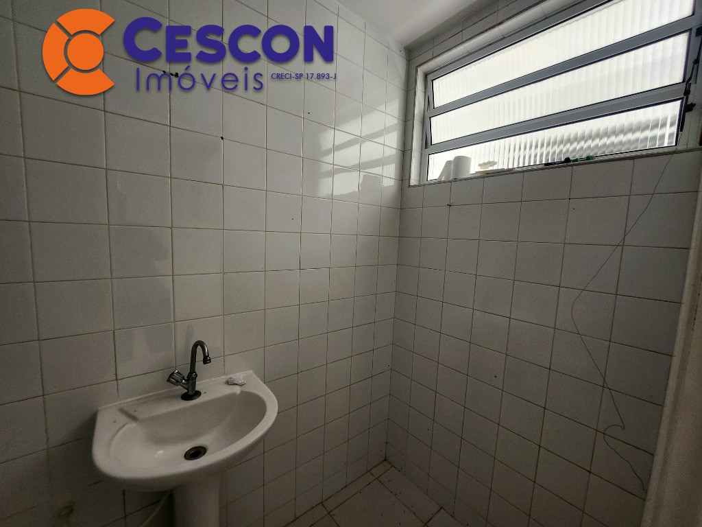 Casa de Condomínio para alugar com 4 quartos, 290m² - Foto 26