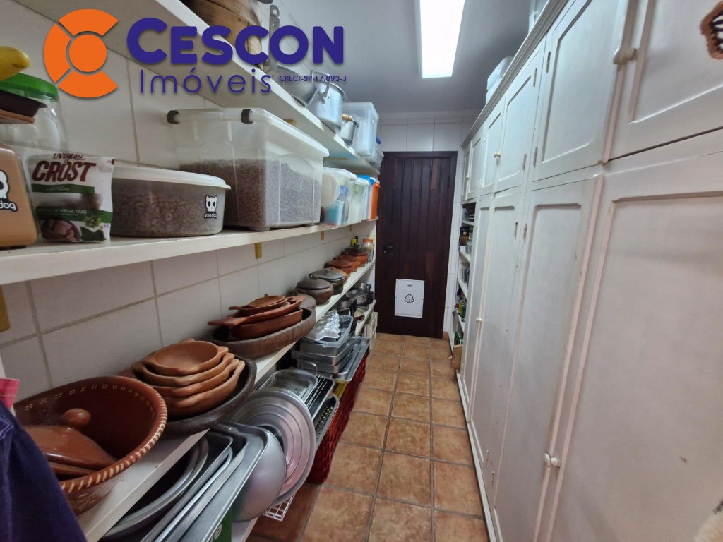Casa de Condomínio à venda com 3 quartos, 397m² - Foto 31