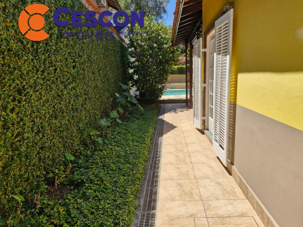 Casa de Condomínio para alugar com 4 quartos, 215m² - Foto 32