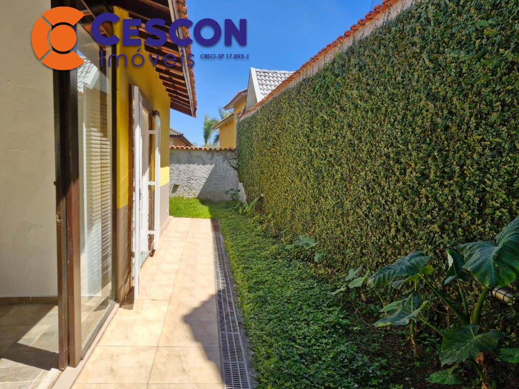 Casa de Condomínio para alugar com 4 quartos, 215m² - Foto 30
