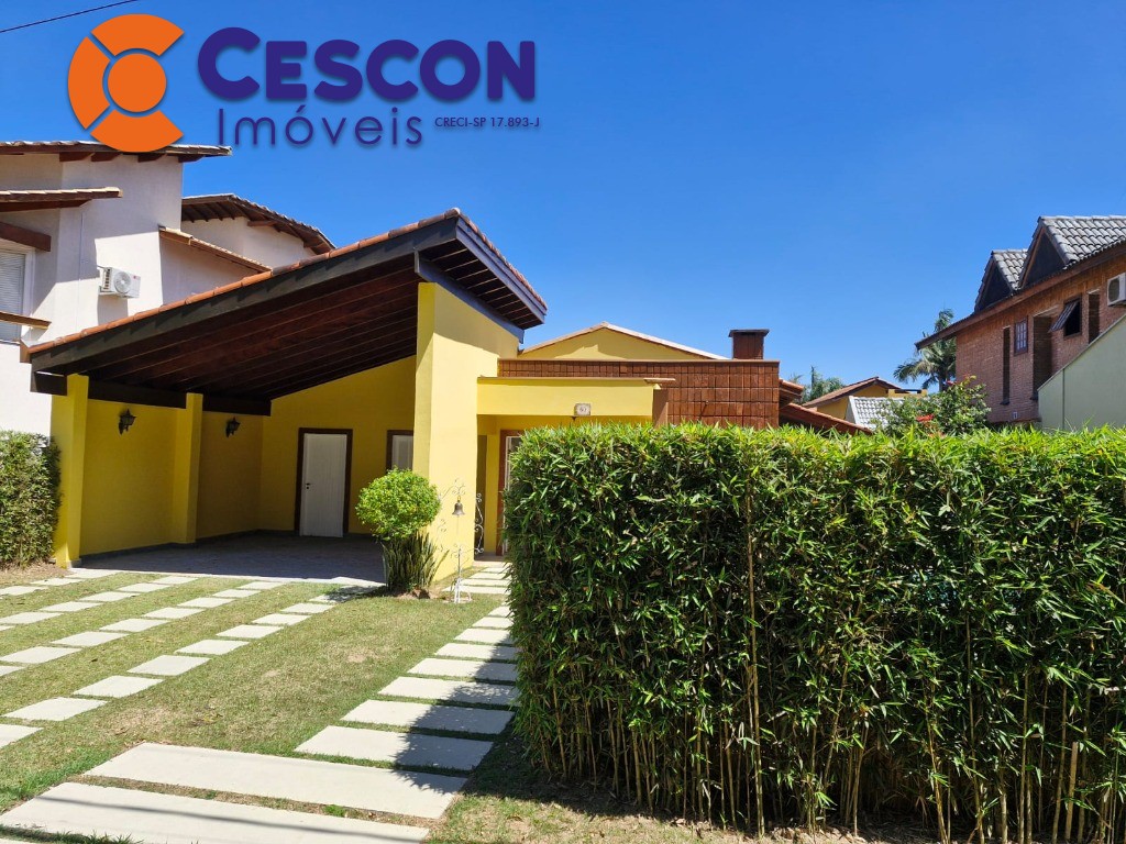 Casa de Condomínio para alugar com 4 quartos, 215m² - Foto 1