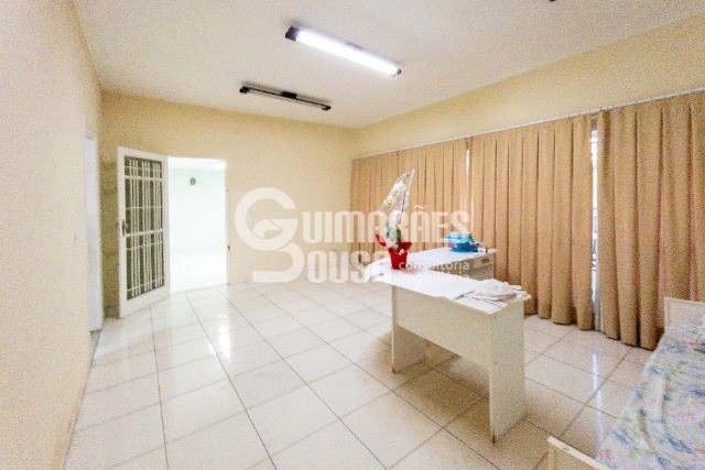 VENDA - CASA COMERCIAL OU RESIDENCIAL - CENTRO - VINHEDO/SP