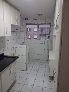 Apartamento para alugar com 2 quartos, 55m² - Foto 14