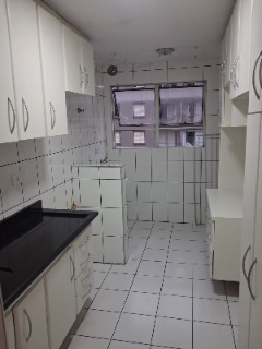 Apartamento para alugar com 2 quartos, 55m² - Foto 11