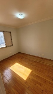 Apartamento para alugar com 2 quartos, 62m² - Foto 28