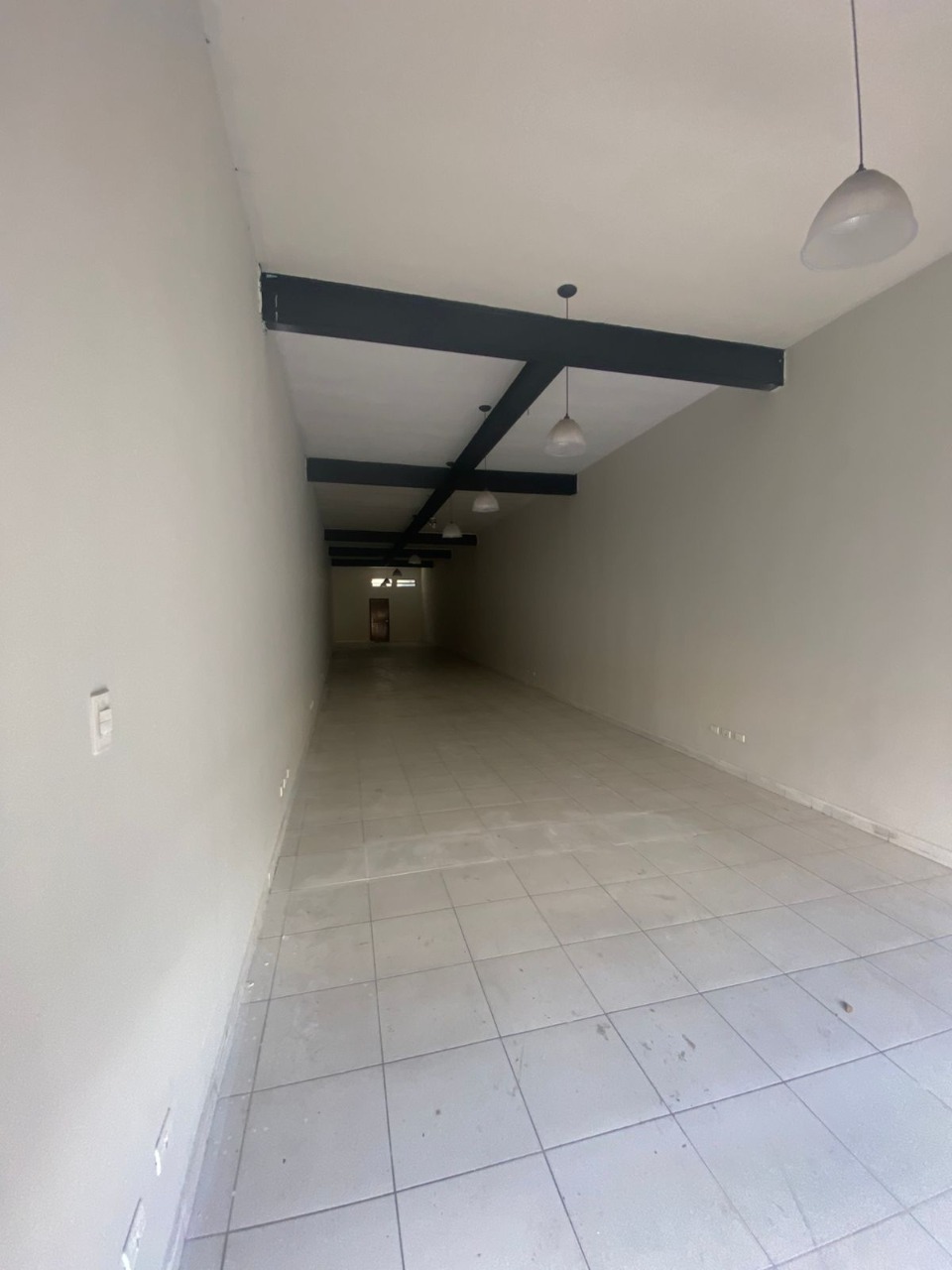 Loja-Salão, 151 m² - Foto 1