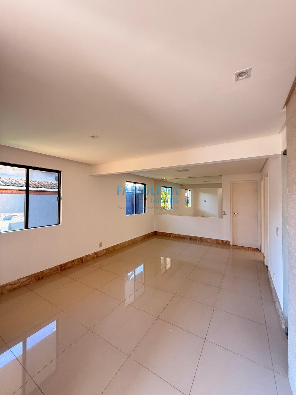 Casa de Condomínio à venda com 5 quartos, 320m² - Foto 26