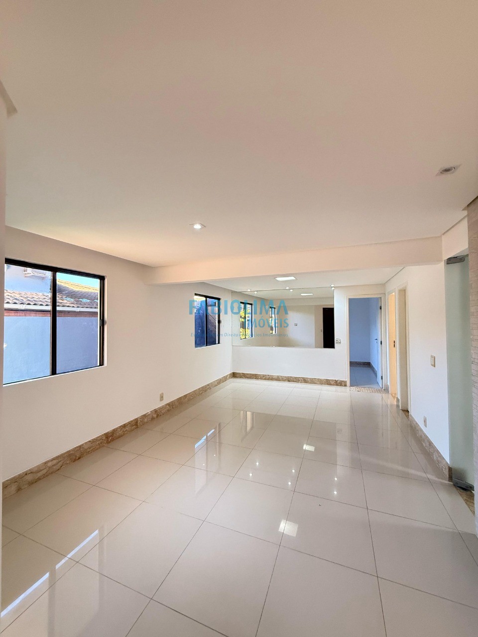 Casa de Condomínio à venda com 5 quartos, 320m² - Foto 11