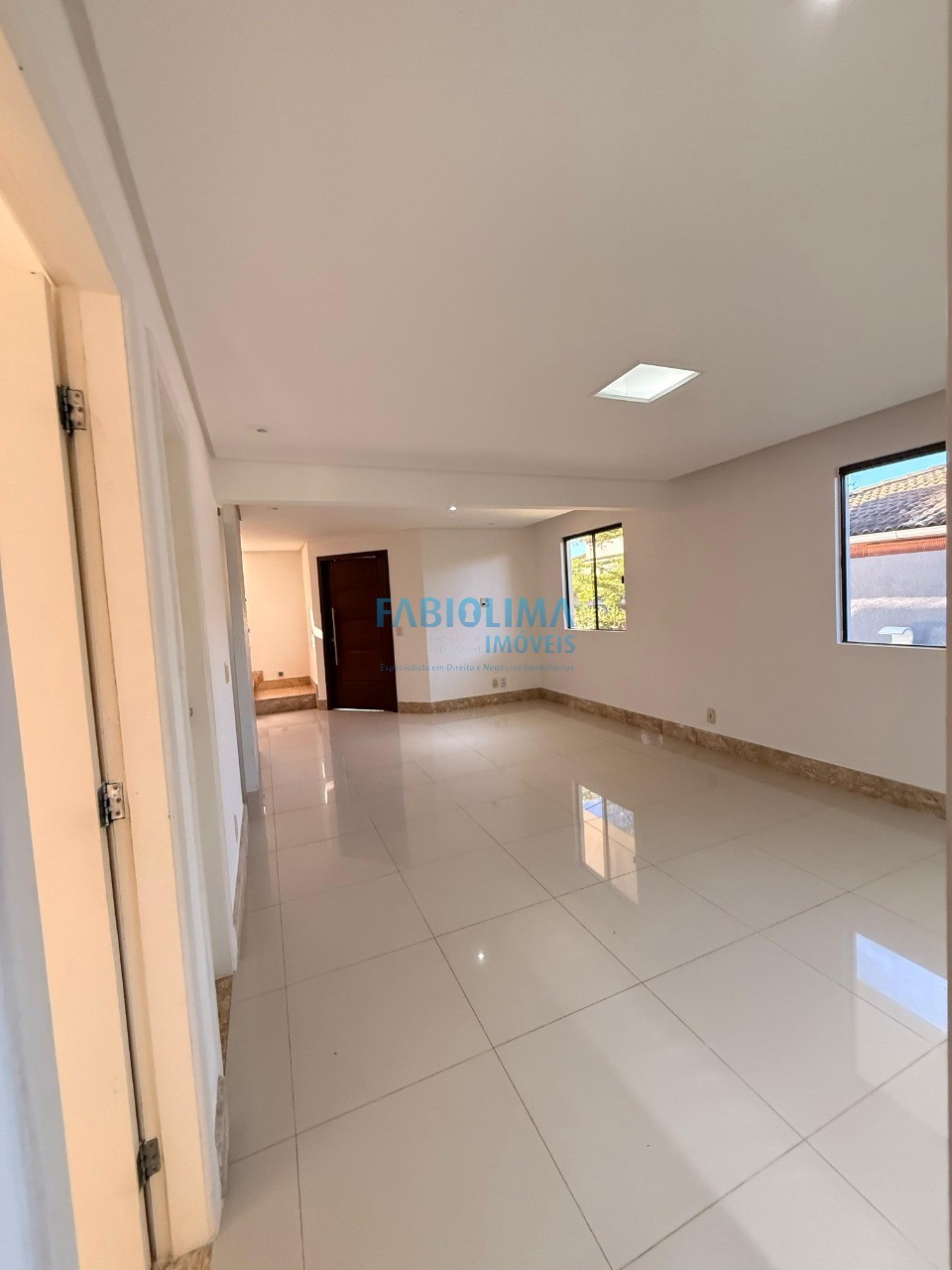 Casa de Condomínio à venda com 5 quartos, 320m² - Foto 10
