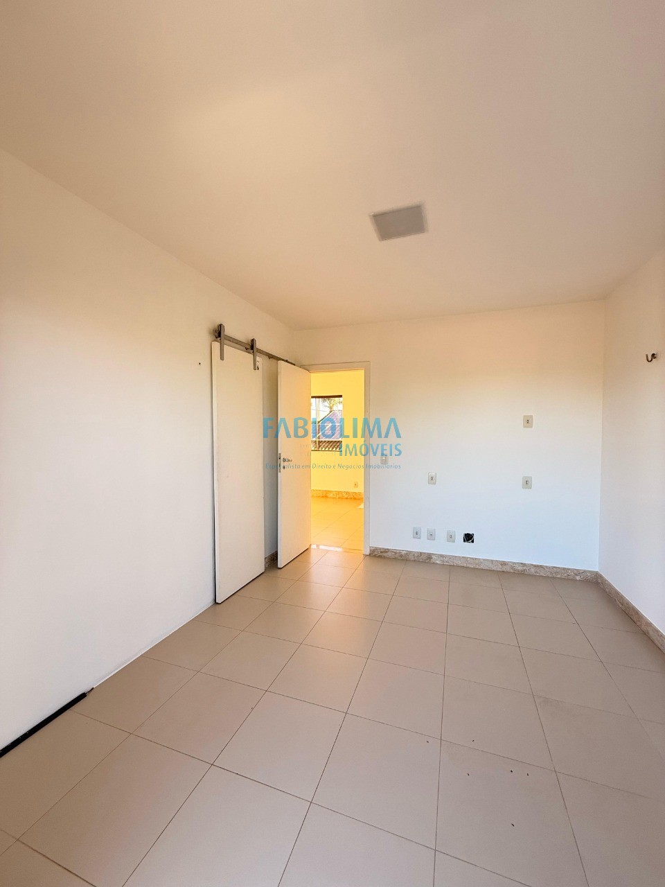Casa de Condomínio à venda com 5 quartos, 320m² - Foto 21