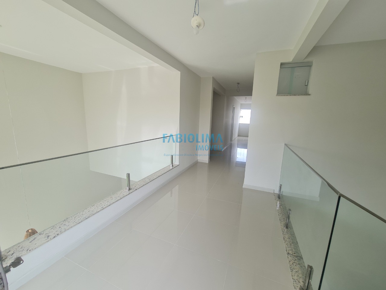 Casa de Condomínio à venda com 4 quartos, 300m² - Foto 19