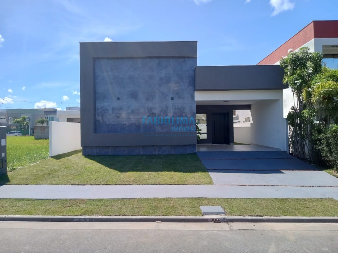 Casa de Condomínio à venda com 3 quartos, 287m² - Foto 2