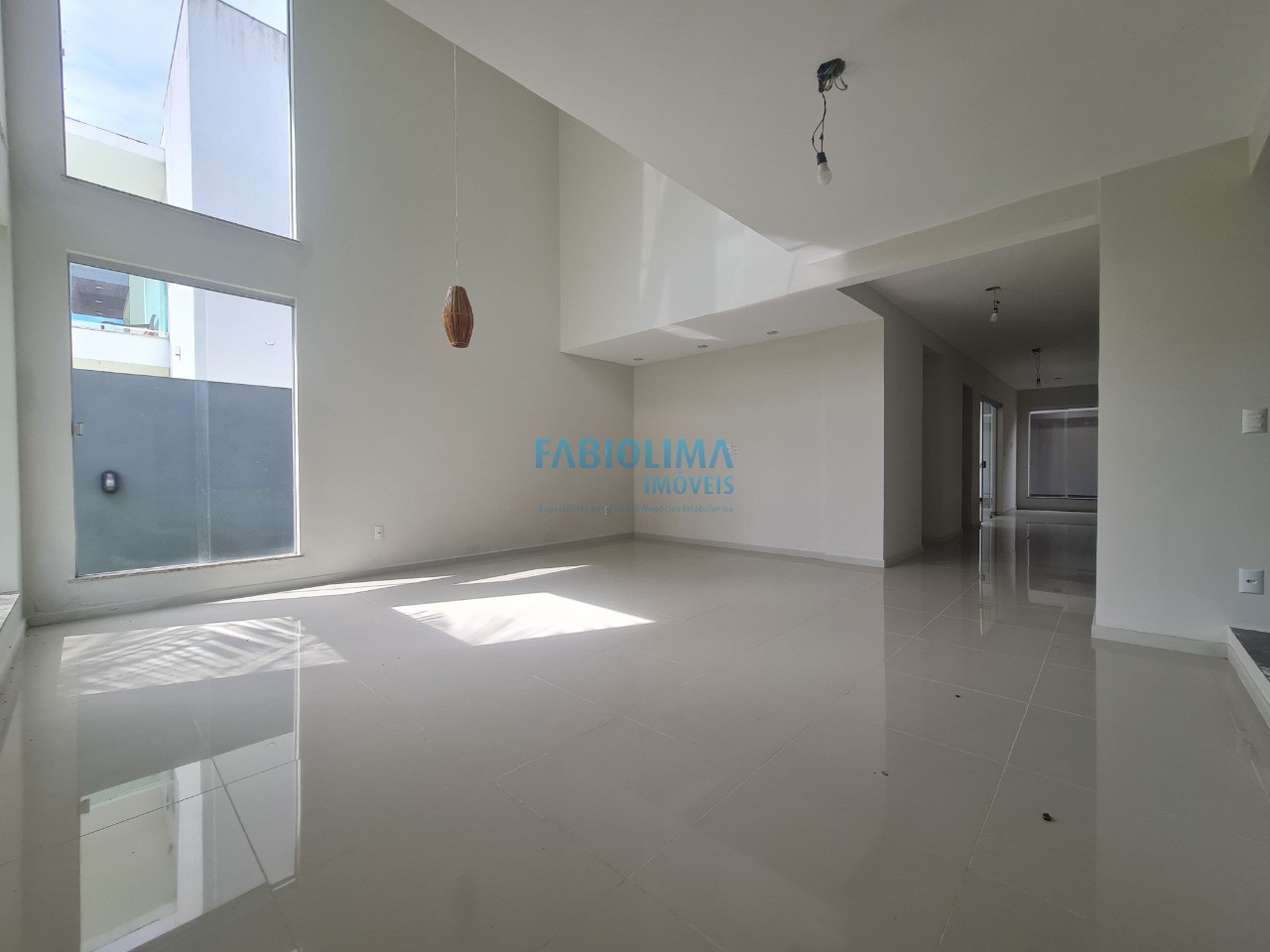Casa de Condomínio à venda com 4 quartos, 300m² - Foto 7