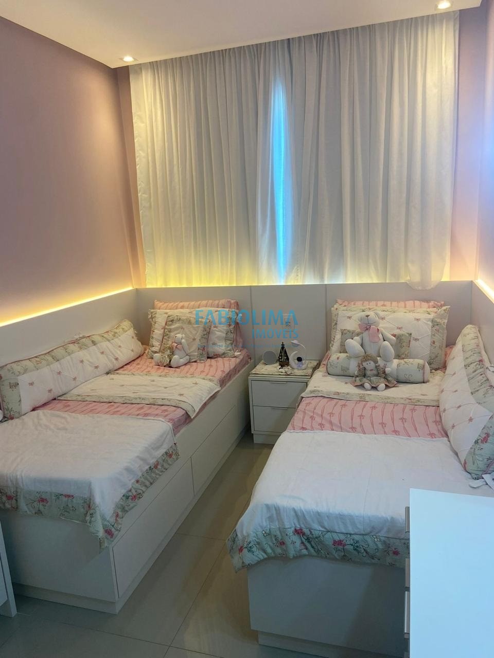 Casa, 4 quartos, 200 m² - Foto 11