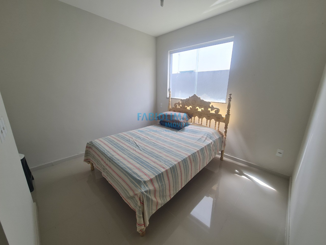 Casa de Condomínio à venda com 4 quartos, 300m² - Foto 12
