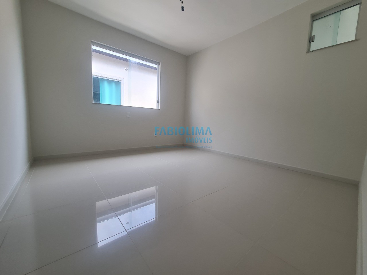 Casa de Condomínio à venda com 4 quartos, 300m² - Foto 22