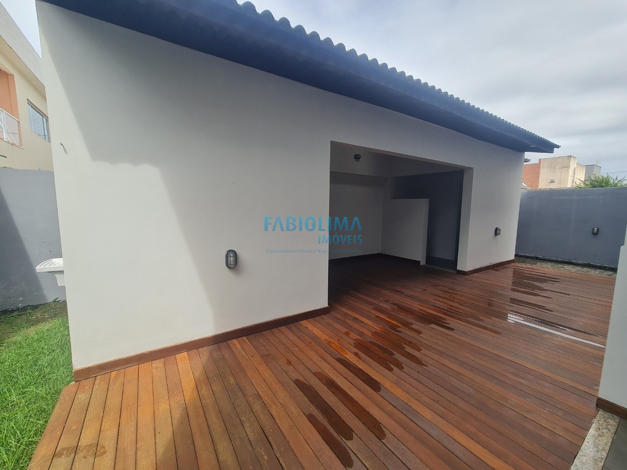 Casa de Condomínio à venda com 4 quartos, 300m² - Foto 5