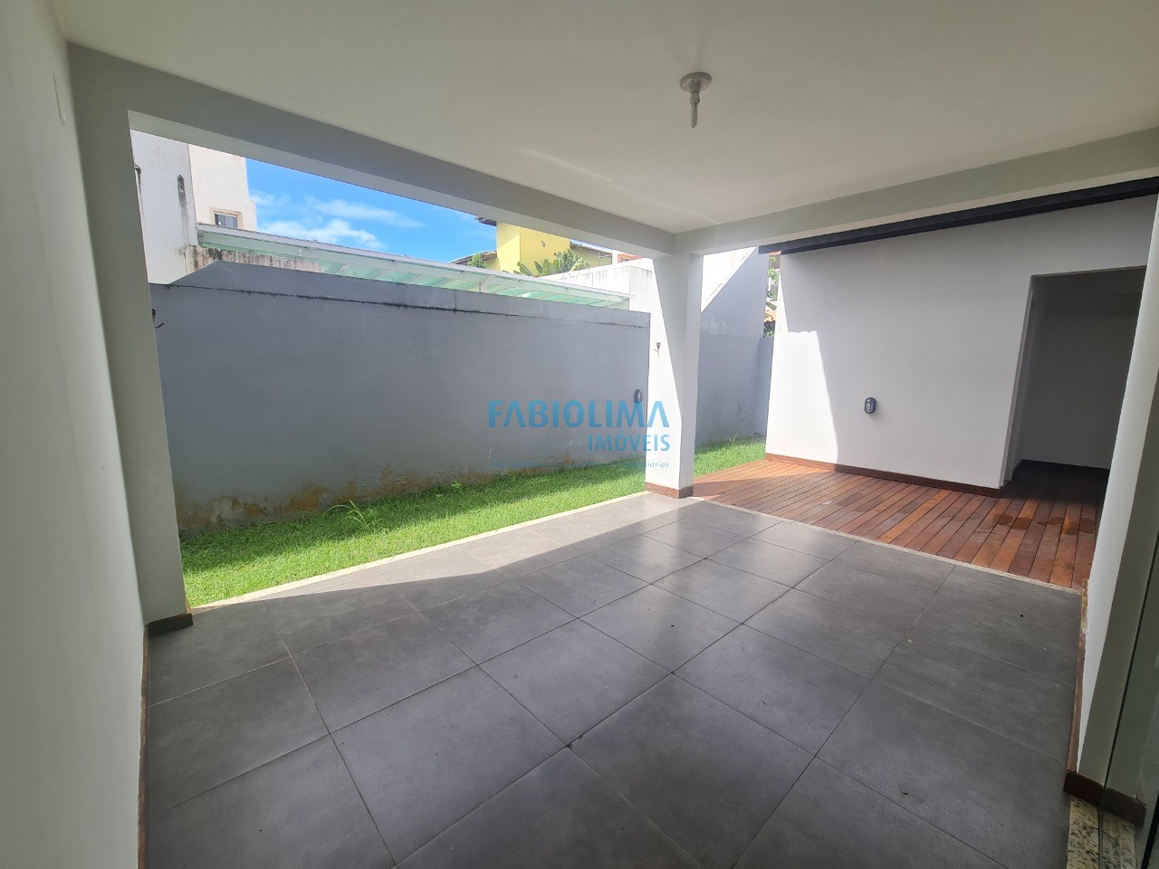 Casa de Condomínio à venda com 4 quartos, 300m² - Foto 14