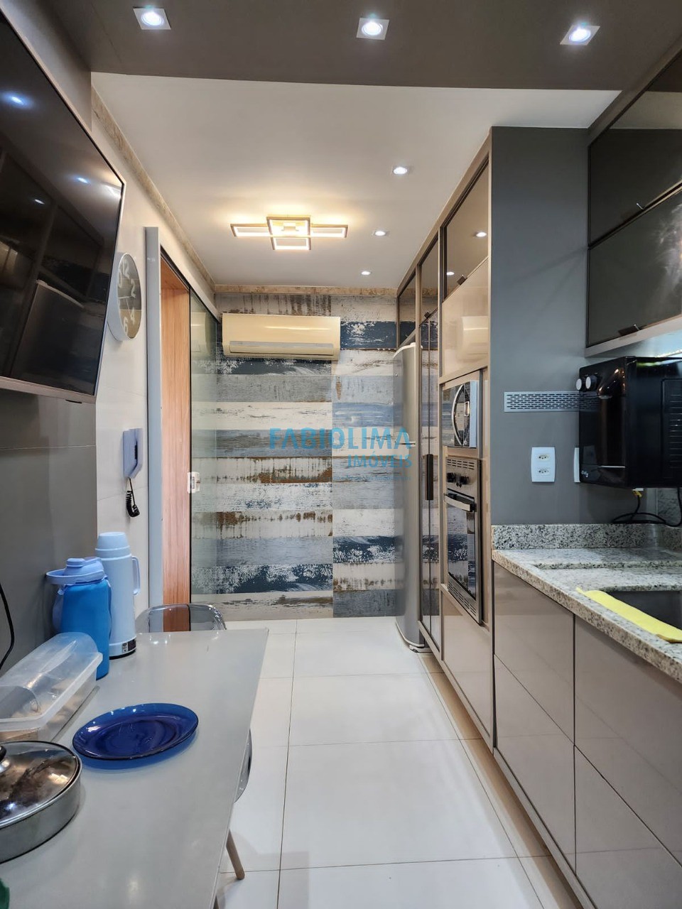 Cobertura à venda com 3 quartos, 206m² - Foto 10