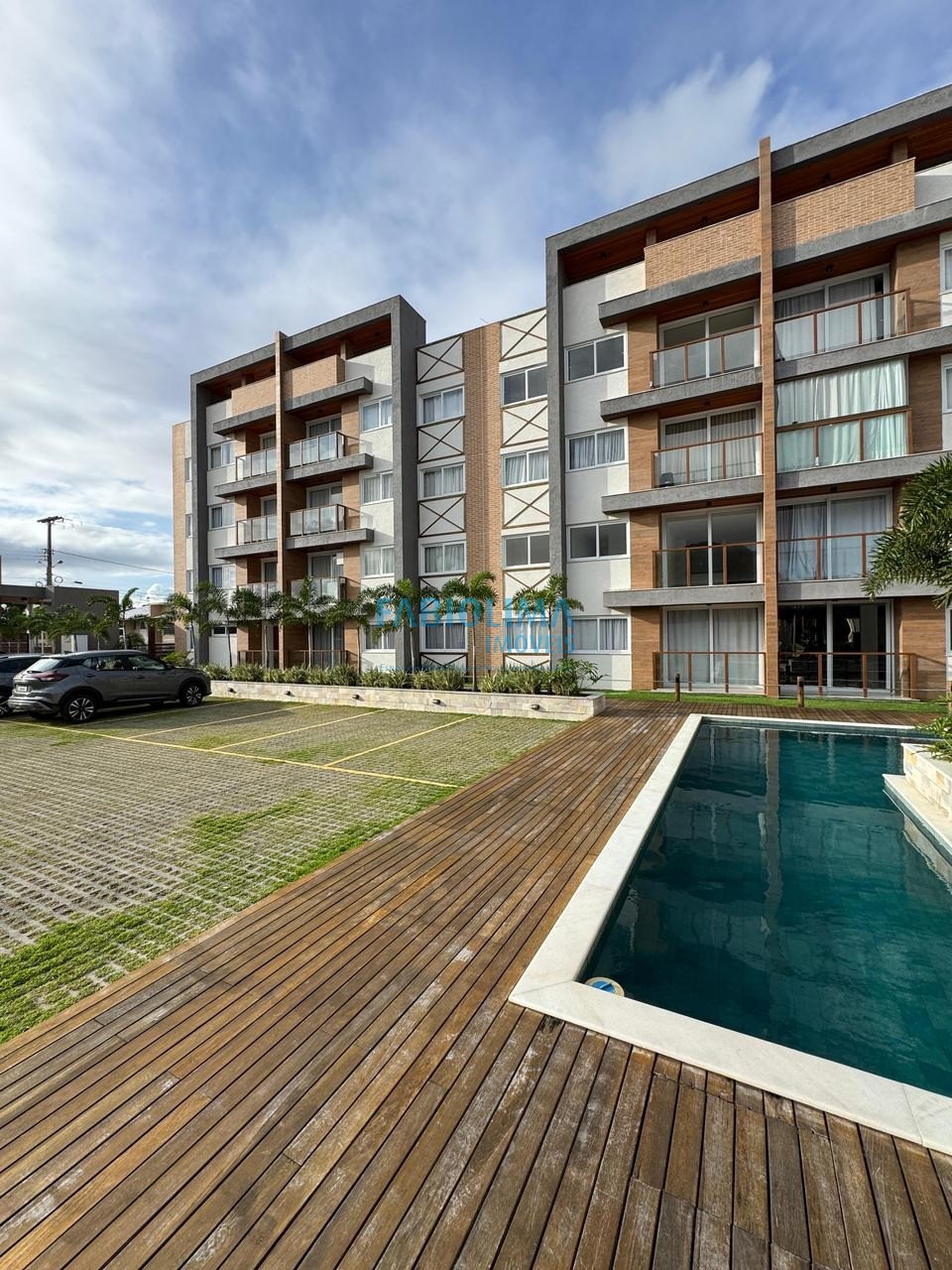 Apartamento à venda com 2 quartos, 64m² - Foto 2