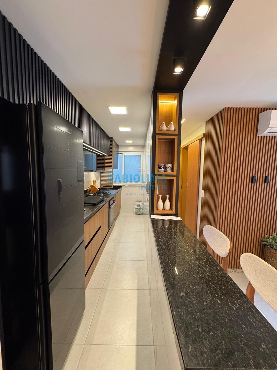 Apartamento à venda com 2 quartos, 64m² - Foto 33