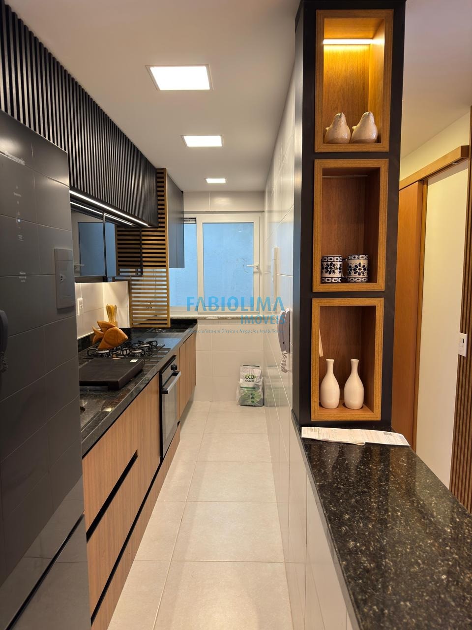 Apartamento à venda com 2 quartos, 64m² - Foto 41