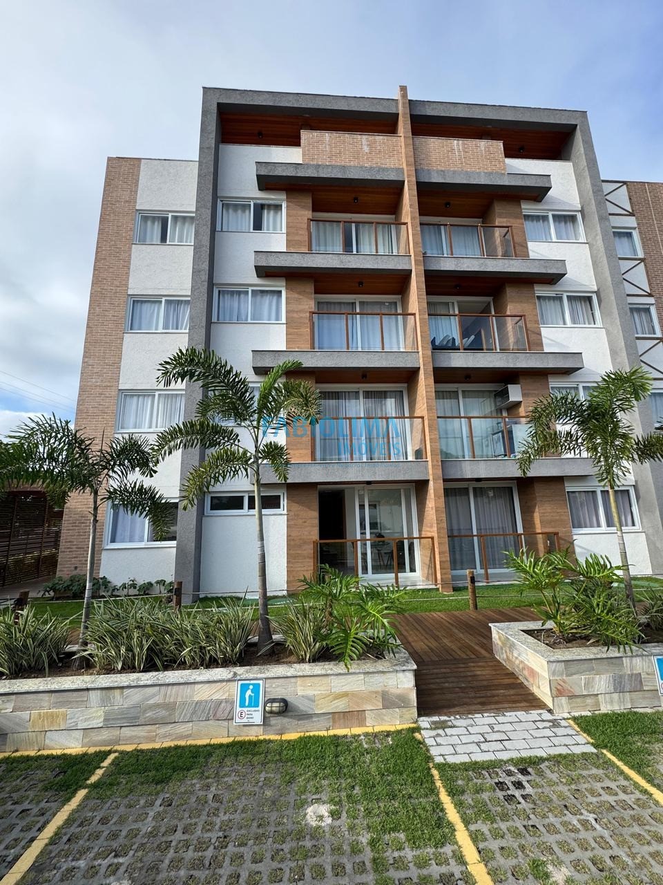 Apartamento à venda com 2 quartos, 64m² - Foto 12