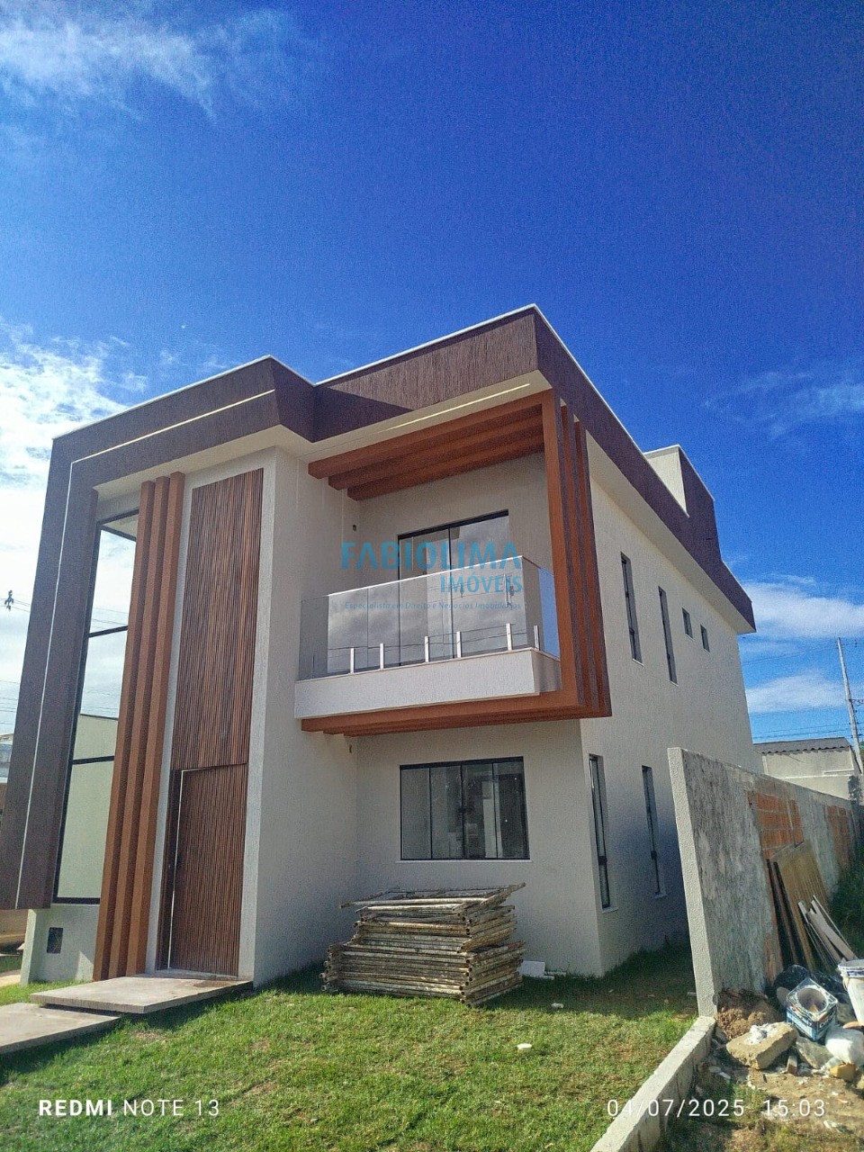 Casa de Condomínio à venda com 4 quartos, 186m² - Foto 2